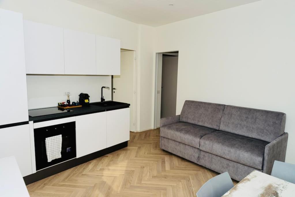 Sky View -Porta Nuova- Appartamento 7 Con Terrazzo ميلان المظهر الخارجي الصورة